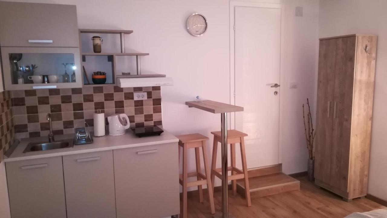 M4U Apartments Ni Kültér fotó