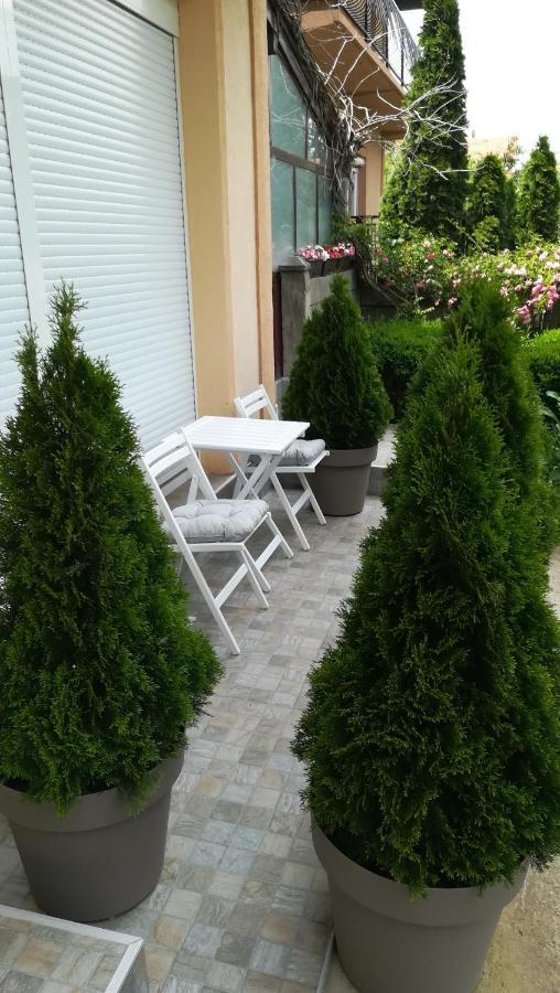 M4U Apartments Ni Kültér fotó