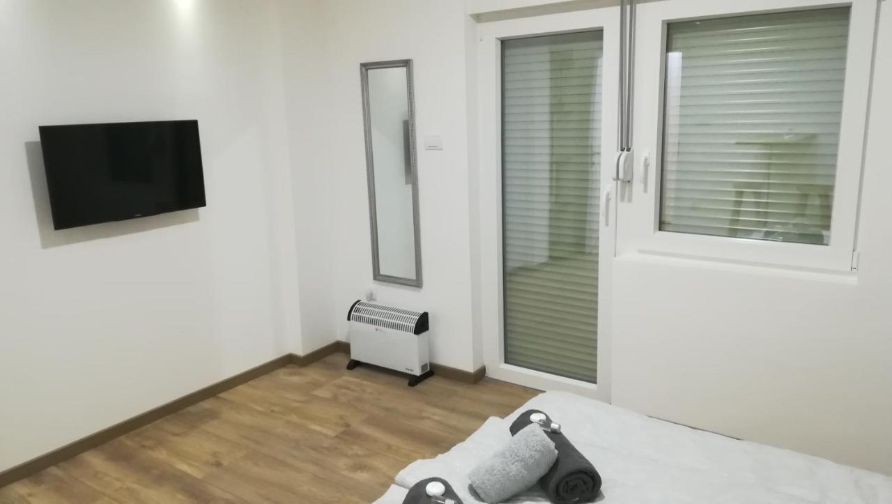 M4U Apartments Ni Kültér fotó
