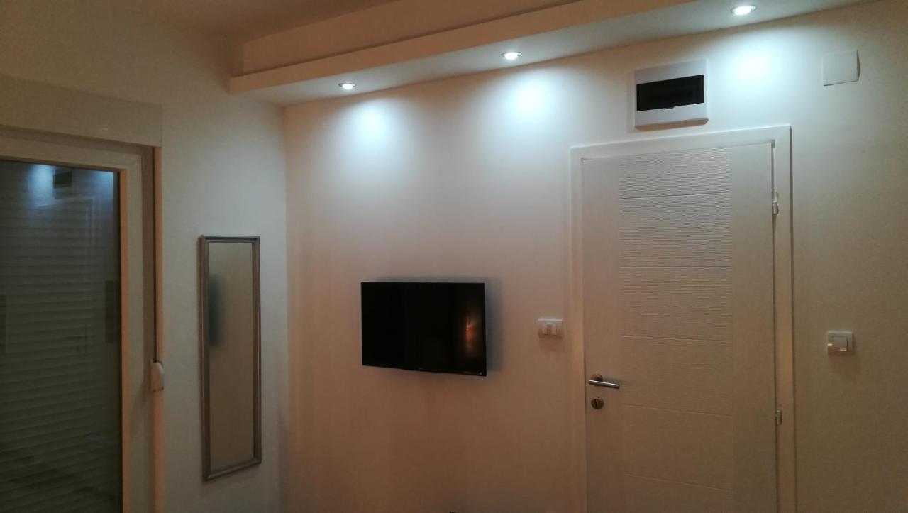 M4U Apartments Ni Kültér fotó