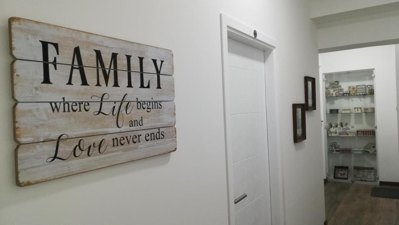 M4U Apartments Ni Kültér fotó