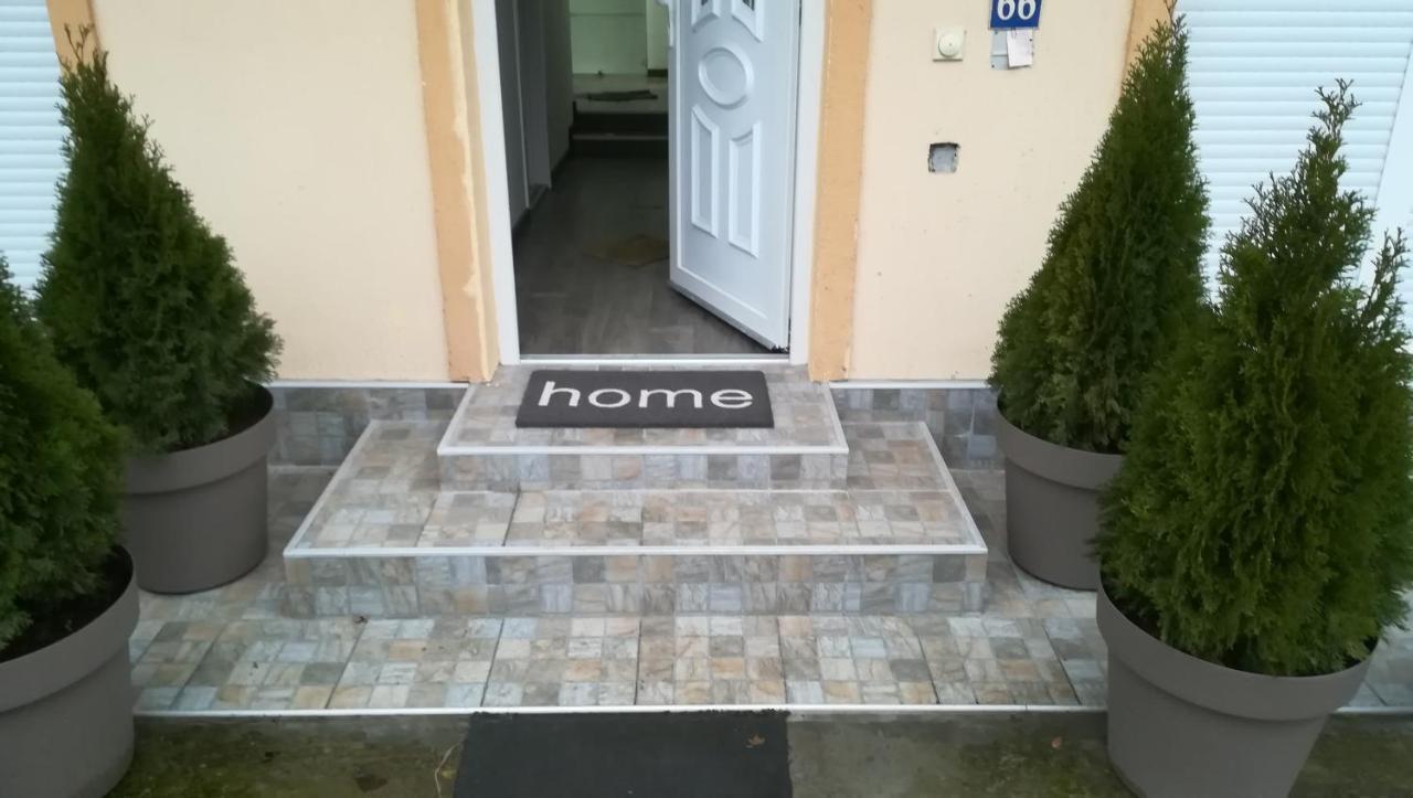 M4U Apartments Ni Kültér fotó